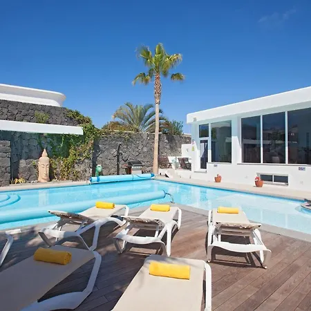Casa Terrero Dos - 6 Bedroom - Heated Pool - Pool Table - Jacuzzi - Separate Annex Vila Puerto del Carmen (Lanzarote)