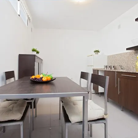 Vila Casa Terrero Dos - 6 Bedroom - Heated Pool - Pool Table - Jacuzzi - Separate Annex