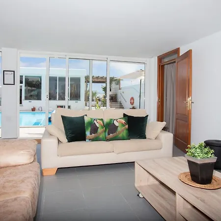 Casa Terrero Dos - 6 Bedroom - Heated Pool - Pool Table - Jacuzzi - Separate Annex Vila Puerto del Carmen (Lanzarote)