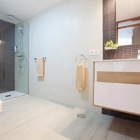 Casa Terrero Dos - 6 Bedroom - Heated Pool - Pool Table - Jacuzzi - Separate Annex Vila Puerto del Carmen (Lanzarote)